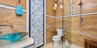 70 Bay Colony Ln Gallery 58