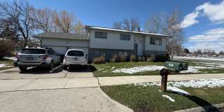 1625 South Rouse Avenue Gallery 1