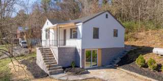 109 Hogan Road Gallery 1