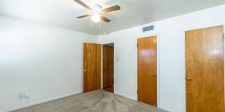 3104 49th Street Gallery 22