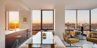 Vantage Collection Gallery 1