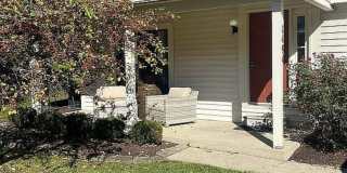 Charming Fully Furnished 2BR Condo in Fairborn Gallery 1