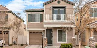 Great location 3 bedrooms 2 1/2 bath, community pool, St. Rose pkwy and Spencer Gallery 1