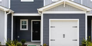 Modern Townhome with Spacious Open Floor Plan Gallery 1