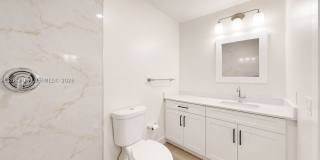 1670 W 42nd St Gallery 32