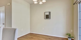 Resort-Style High View Townhome with 2-Car Garage, Private Office & Walkable Hunt Valley Location Gallery 23