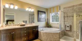Beautiful 6BD/3BA home nestled in desirable Rainer Ridge neighborhood Gallery 12