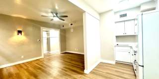 Don Martin Historic Apartments! Gallery 1