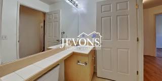 Condo with Swimming Pool and Private Enclosed 1-Car Garage in Klahanie Neighborhood Gallery 14