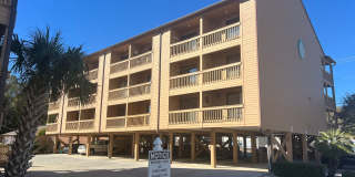 Walk to the Beach! Two-bedroom condo in Myrtle Beach. Adjacent to Beach Access! Gallery 1