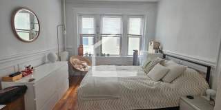 Large 2 bed located near the Green Line in Allston. Gallery 15
