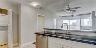 300 West Beech Street - 2101 300 West Beech Street - 2101 Gallery 9