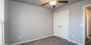 4 Bedroom Home with Upstairs Bonus room in Edmond Gallery 18
