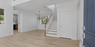 Gorgeous 3BD 2-Story Home in the Sorrento Community in Porter Ranch! Gallery 6