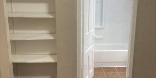 RECENTLY REDUCED MOVE IN READY! Gallery 1