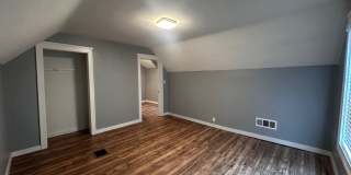 Beautifully Refreshed Three-Bedroom Single-Family Home in Park West Gallery 6
