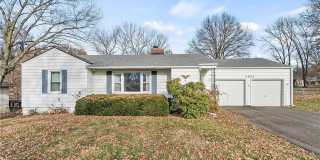 Charming 4-bedroom, 1.5-bath home available now Charming 4-bedroom, 1.5-bath home available now Gallery 1