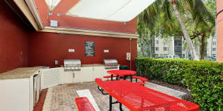 Fontainebleau Milton Gallery 11