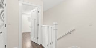 Beautifully Upgraded 3B/2.5B  Tuscan Village Townhome near Destin Harbor, Bay, and Beaches Gallery 14