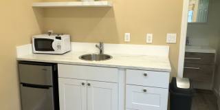 Tarzana- High End Compact Side House Studio Gallery 6