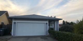 Lovely 3 bedroom House in G Section of Rohnert Park Available Soon! Gallery 1