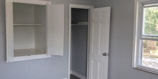 Updated 5 Bed, 2 Bath in Euclid Gallery 20