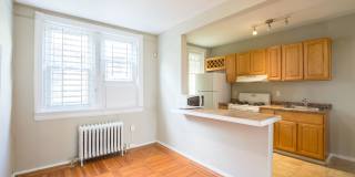 LaSalle Home with Three Bedrooms and Den Gallery 10
