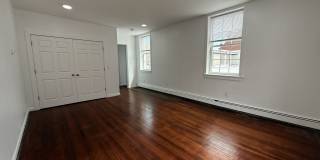 18 Bank Street Gallery 14