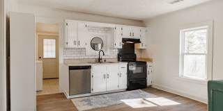 2084 Broad Street Gallery 4