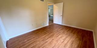 3 Bedroom 2.5 Bathroom Home Available in Elizabethtown! Gallery 23
