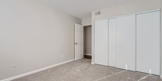 2 Bed, 2 Bath Condo in Aurora! Gallery 19