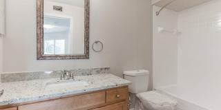 Hampton Point Gallery 10