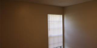760 N Burbank Gallery 19