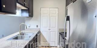 2336 Rutger Gallery 6
