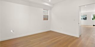 1733 S New Hampshire Ave Gallery 20