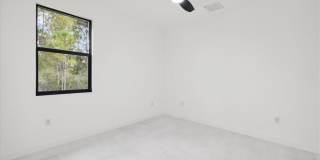 1006 Hamilton Avenue Gallery 21