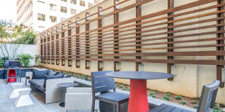 WestEnd 25 Gallery 32