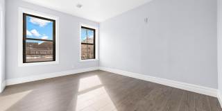 160 Monmouth Street Gallery 19