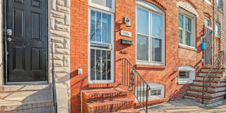 Cozy 2 BR 1.5 Ba Townhome by Patterson Park Gallery 1
