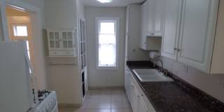 Charming 2 Bedroom Home with Bonus Room, Fenced Yard & Washer/Dryer Gallery 12