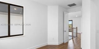 19701 NE 16th Pl Gallery 77