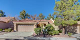 Spacious 2 bedroom townhome in age restricted Sun City Summerlin Gallery 1