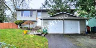 Kingsgate Corner-Lot Gem Near Totem Lake & I-405! Kingsgate Corner-Lot Gem Near Totem Lake & I-405! Gallery 1