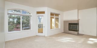 Chelsea Square Gallery 24