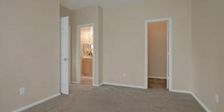 Camelback Pointe Apartment Homes Gallery 12