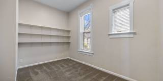 Thomas Logan Apartments Gallery 25
