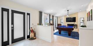 1992 SW Brisbane Street Gallery 3