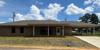 Exclusively for Camp Beauregard Employees| 3BR Home | Available 6/12 | Modern Finishes Gallery 1