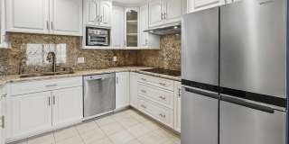 3200 La Rotonda Gallery 12