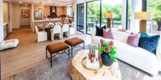 Encore Lakeside Gallery 39